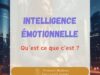 Avant de répondre à cette question, il est important de rappeler la définition d'une émotion : C'est une réponse automatique à des événements personnels marquants qui se déroule en 3 étapes en quelques secondes (3 à 5 secondes) ⤵️ - vivre ou revivre une expérience - qui provoque une émotion - et qui entraîne une réaction (sans contrôle) ou une action réfléchie (intelligence émotionnelle).